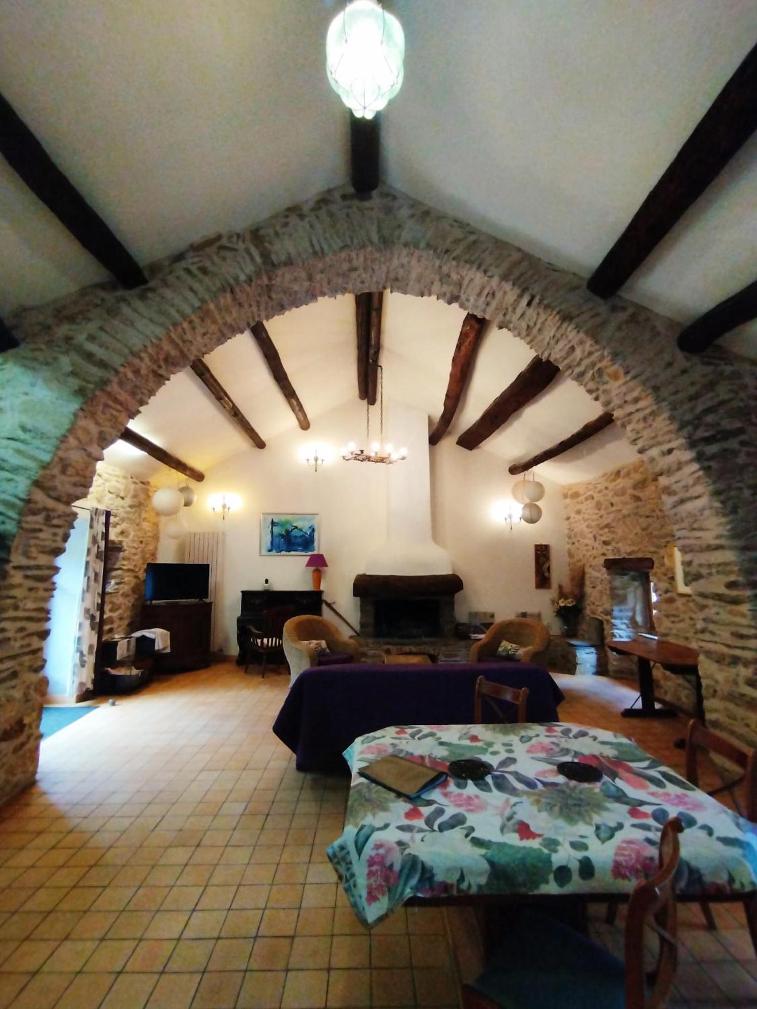 Chateau De Colombieres Sur Orb Luaran gambar