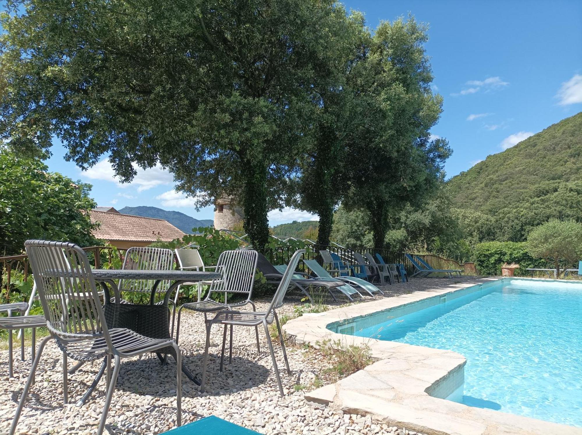 Chateau De Colombieres Sur Orb Luaran gambar