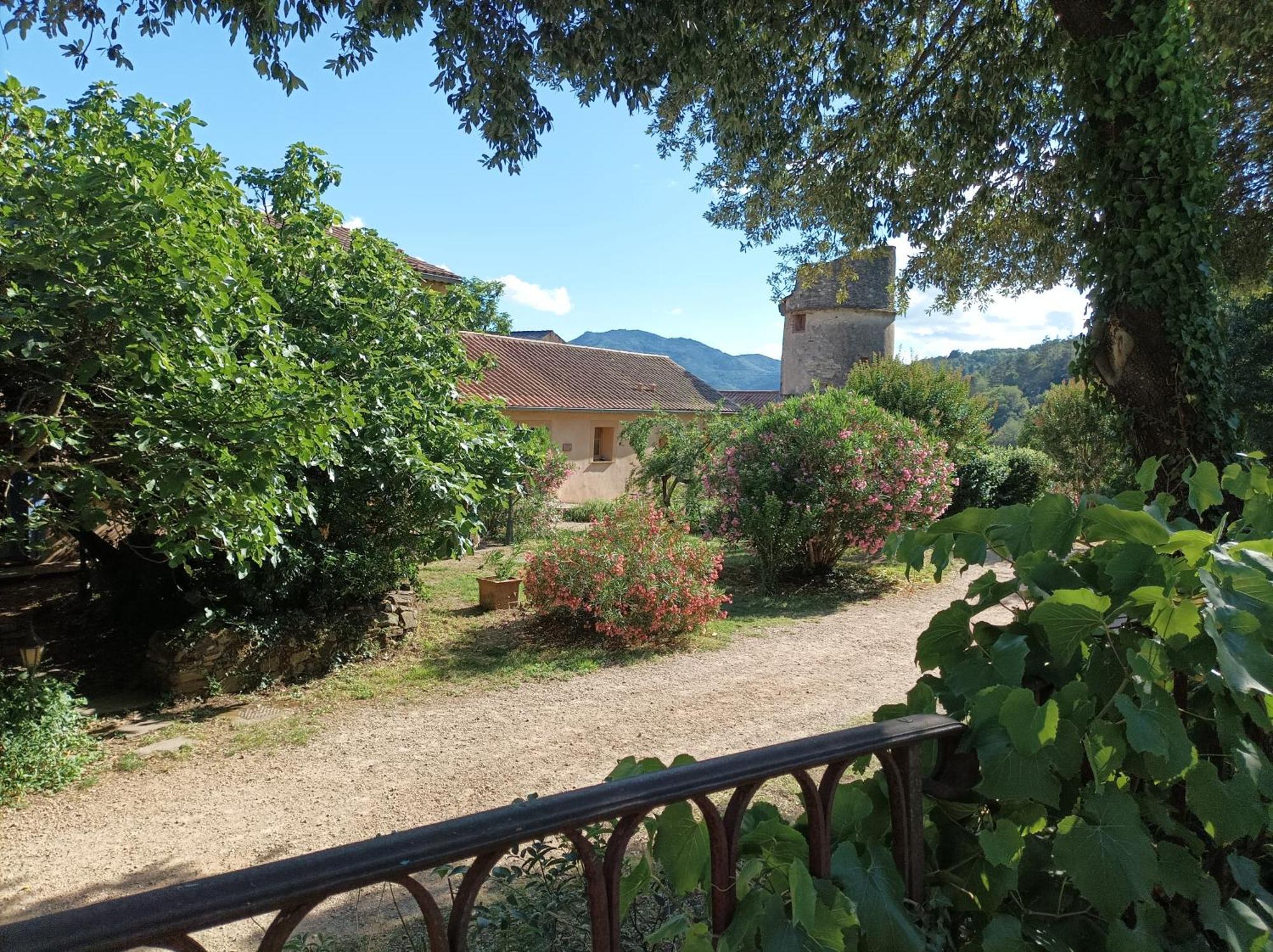Chateau De Colombieres Sur Orb Luaran gambar